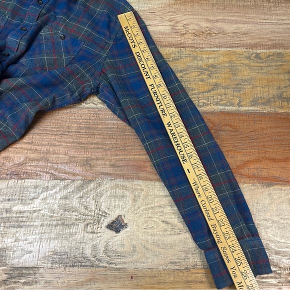 Reef Men’s Large Flannel Plaid Button Down Shirt Gorpcore Hiking lunberjack - Picture 8 of 10